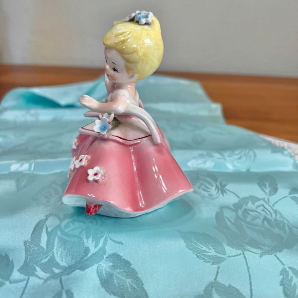 Lefton Exclusives Vintage Figurine # 2821, Lefton Ceramic Figurine, Japan Doll - Picture 9 of 9